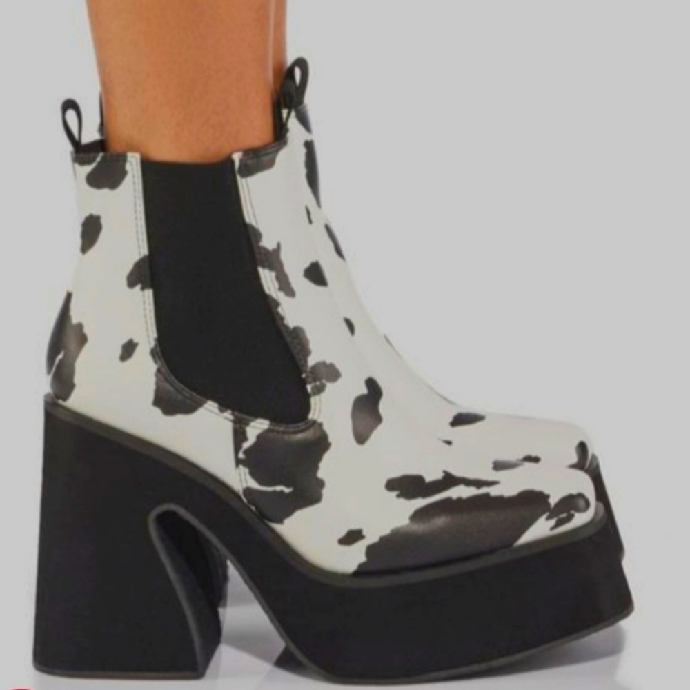 KOI FOOTWEAR 'Parva' Platform Heeled Boots 9